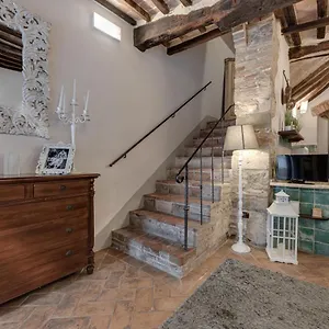 Affittacamere Torre Camaldoli - Borgo Capitano Collection - Diffuso ***